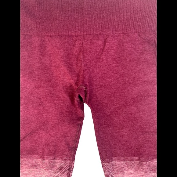 🌸2/$25 Lululemon Seamlessly Street Crop Heathered Dashing Deep Redish Purple - Picture 9 of 10